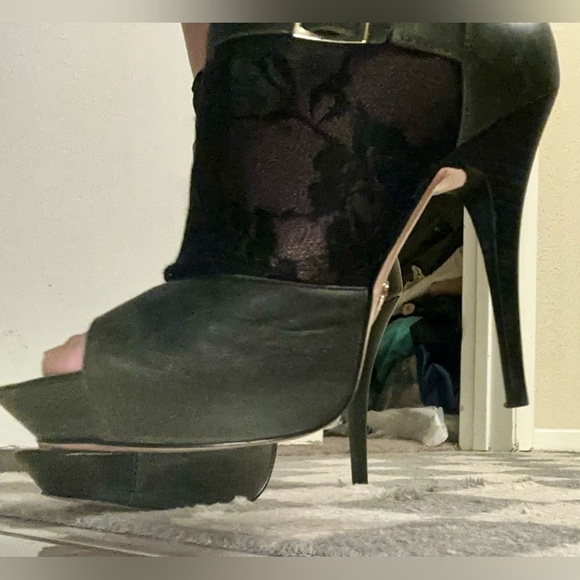 Betsey Johnson Lace sock platform heels punk grunge Y2K - Picture 6 of 6